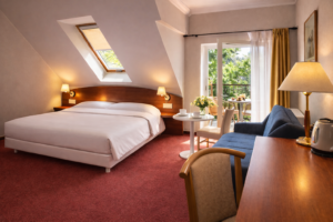 Pokój 3 osobowy .z balkonem i łazienką .doze loze ,alzenskie 180 szerokie