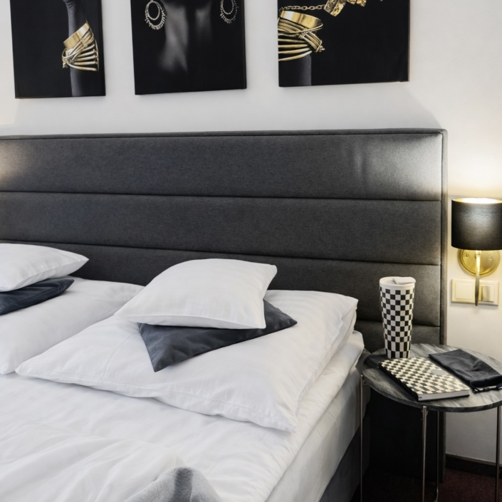 Pokój typu studio łoże małżeńskie