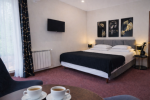 Pokój 1 dwuosobowy na parterze z tarasem w Pobierowie – Morska Fala